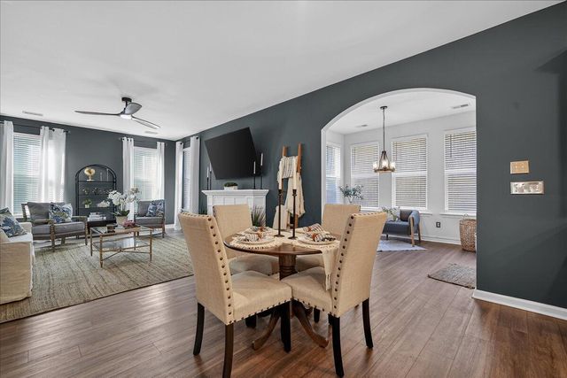 604 Dunswell Drive, Summerville, SC 29486