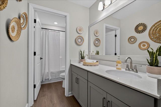 604 Dunswell Drive, Summerville, SC 29486