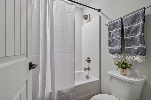 604 Dunswell Drive, Summerville, SC 29486