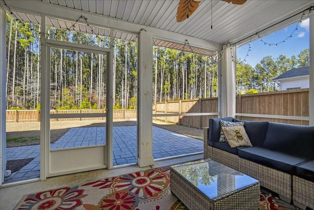 604 Dunswell Drive, Summerville, SC 29486