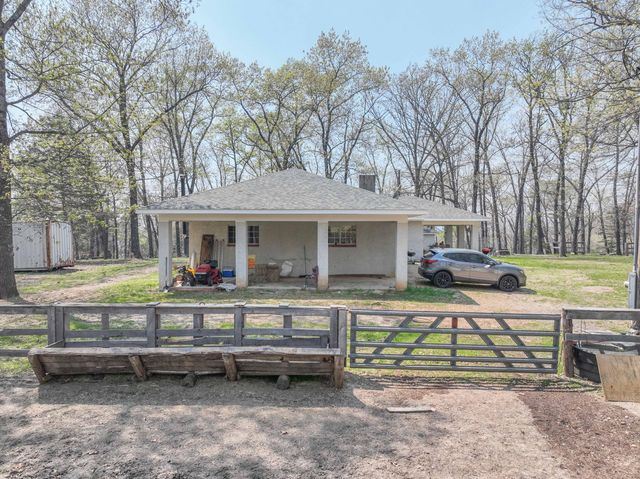 23805 Farm Road 1247, Golden, MO 65658