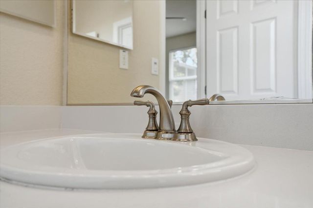 1567 Bonanza Ln, Folsom, CA 95630