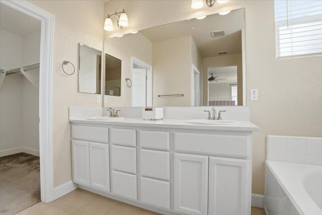 1567 Bonanza Ln, Folsom, CA 95630