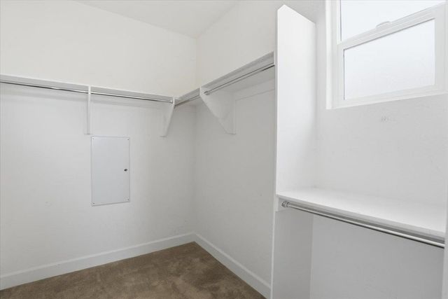 1567 Bonanza Ln, Folsom, CA 95630