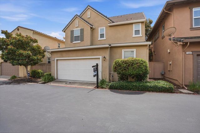 1567 Bonanza Ln, Folsom, CA 95630