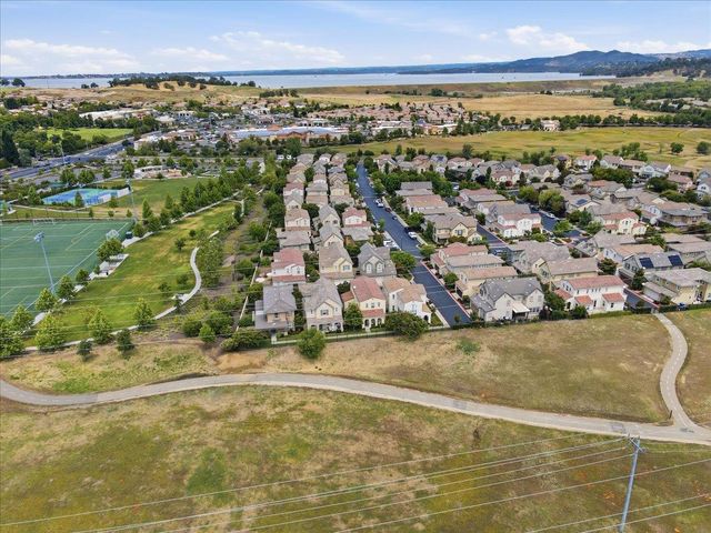 1567 Bonanza Ln, Folsom, CA 95630