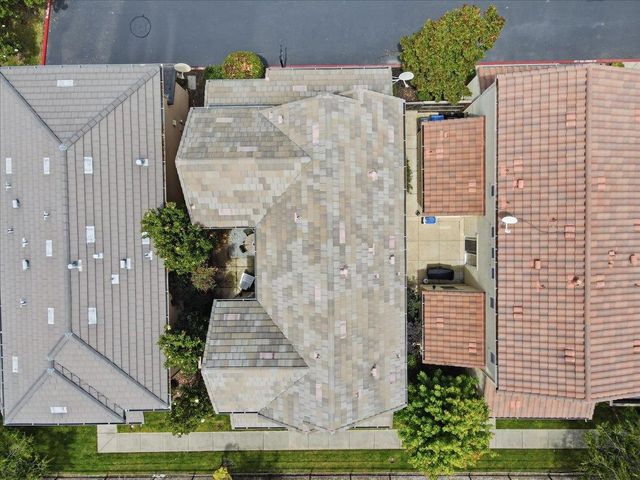 1567 Bonanza Ln, Folsom, CA 95630