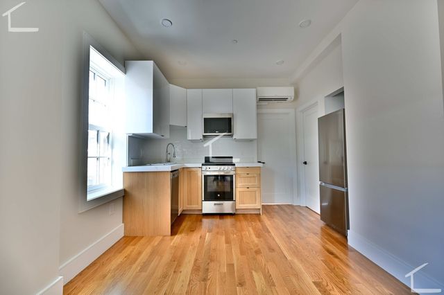 18 Winchester St 4, Boston, MA 02116