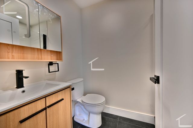 18 Winchester St 4, Boston, MA 02116