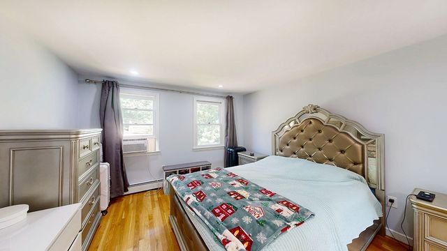 1 Esther Dr, Milford, MA 01757