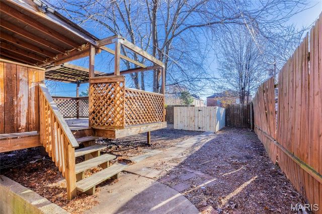 5524 Lindenwood Avenue, St Louis, MO 63109