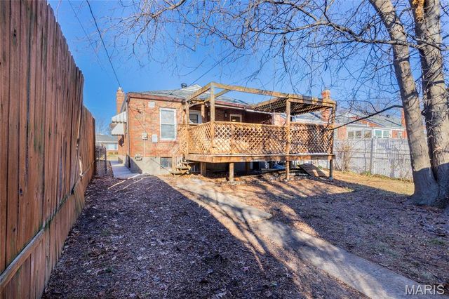 5524 Lindenwood Avenue, St Louis, MO 63109