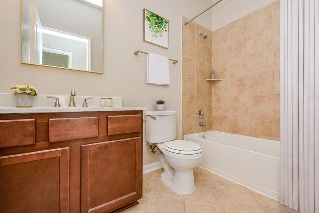8115 Heartbrook Field Lane, Cypress, TX 77433