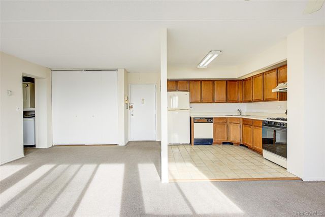 87-08 Justice Avenue 12G, Elmhurst, NY 11373