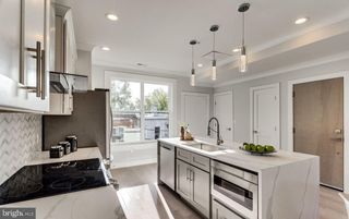 631 FLORIDA AVE NE #B, Washington, DC 20002