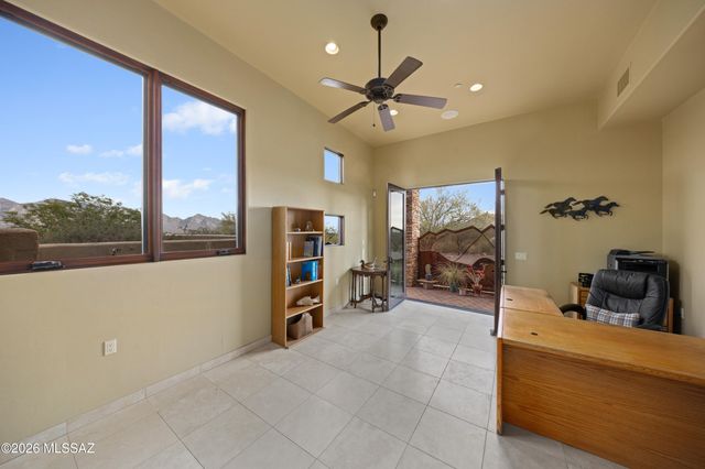 14050 N Hawk Canyon Trail, Tucson, AZ 85755
