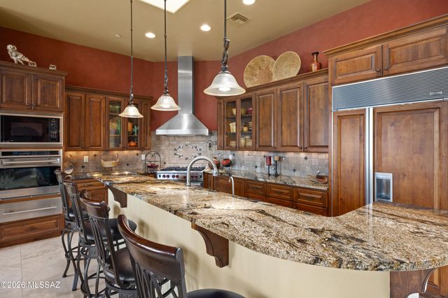 14050 N Hawk Canyon Trail, Tucson, AZ 85755