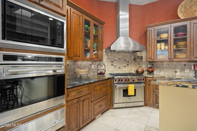 14050 N Hawk Canyon Trail, Tucson, AZ 85755