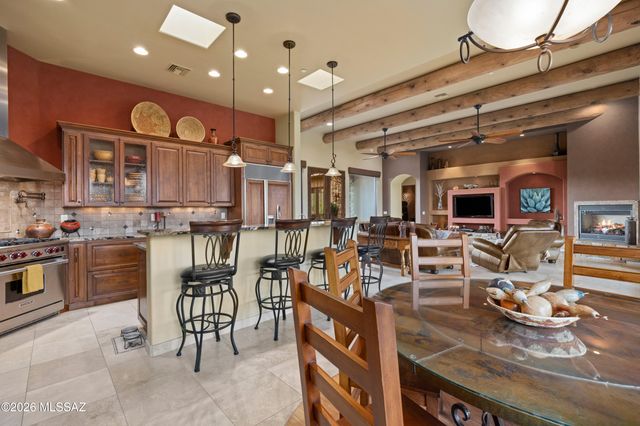 14050 N Hawk Canyon Trail, Tucson, AZ 85755