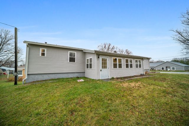 2136 KNOLL Avenue, Erie, PA 16510