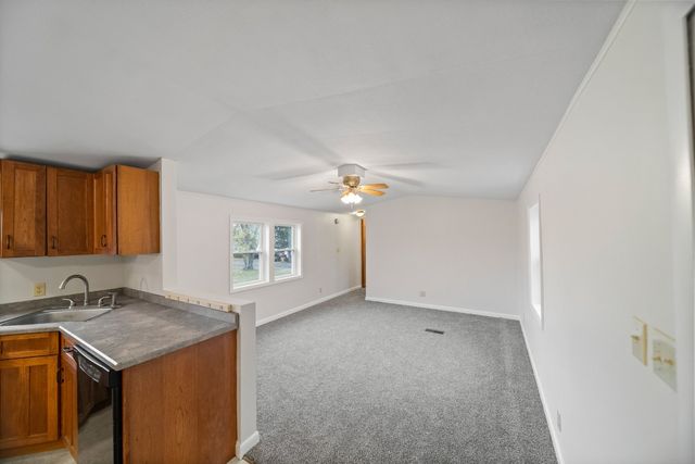 2136 KNOLL Avenue, Erie, PA 16510