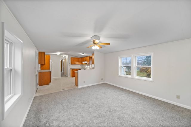 2136 KNOLL Avenue, Erie, PA 16510