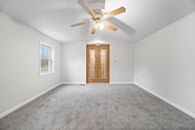 2136 KNOLL Avenue, Erie, PA 16510