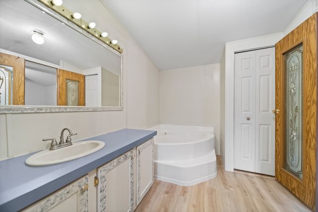 2136 KNOLL Avenue, Erie, PA 16510