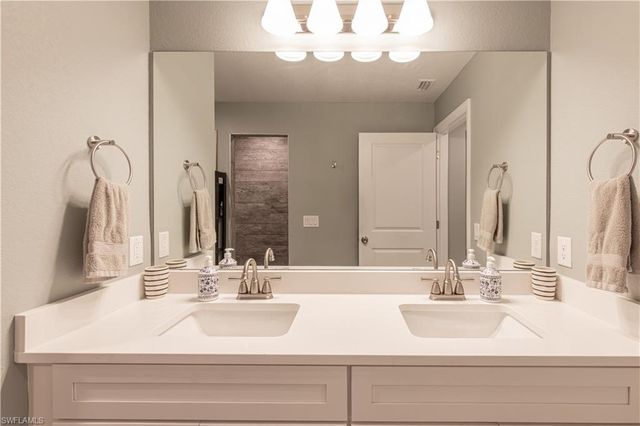 5056 Montego LN, Port Charlotte, FL 33981