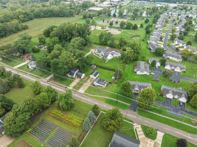 9915 Perry Street, Zeeland, MI 49464