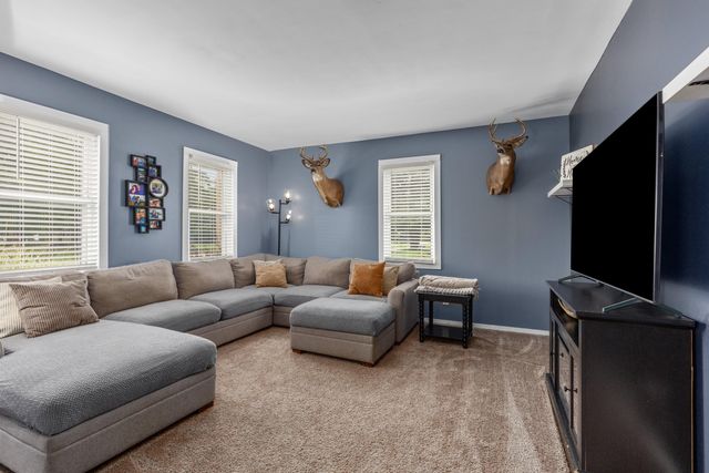 9915 Perry Street, Zeeland, MI 49464