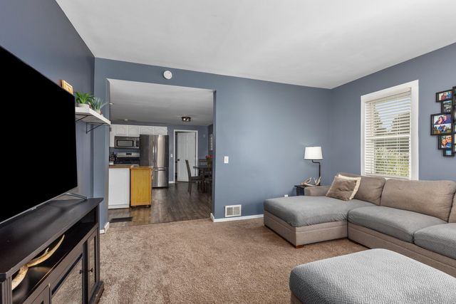 9915 Perry Street, Zeeland, MI 49464