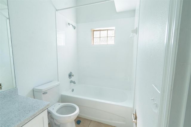 7457 OXFORD GARDEN CIRCLE, Apollo Beach, FL 33572