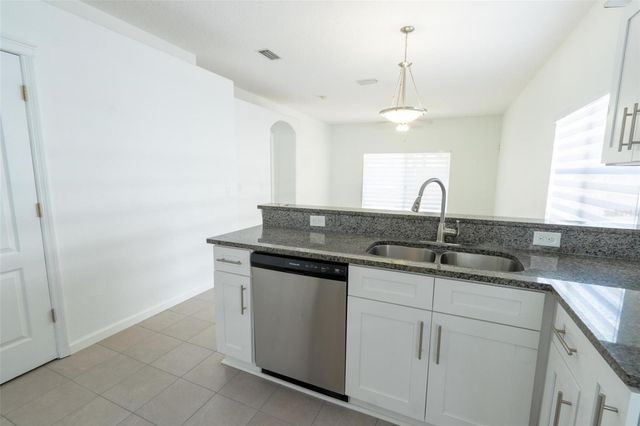 7457 OXFORD GARDEN CIRCLE, Apollo Beach, FL 33572