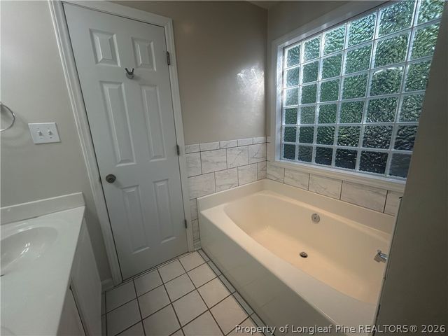 107 Jefferson Drive, Raeford, NC 28376