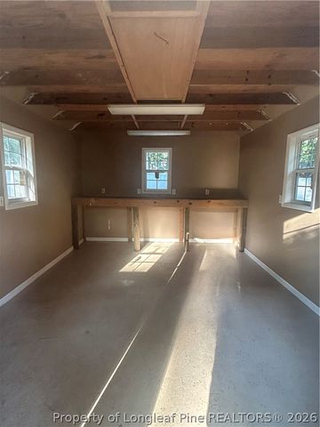 107 Jefferson Drive, Raeford, NC 28376