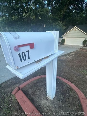 107 Jefferson Drive, Raeford, NC 28376