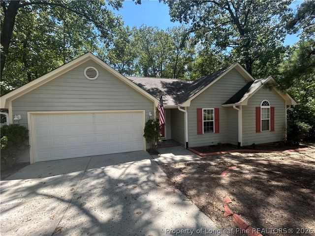 107 Jefferson Drive, Raeford, NC 28376
