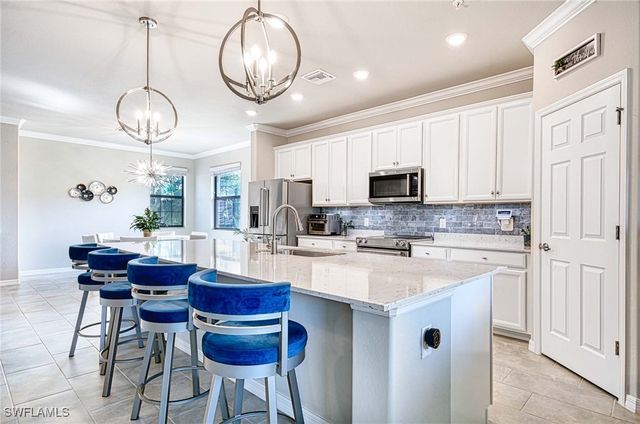 17400 Cherrywood CT 7102, Bonita Springs, FL 34135