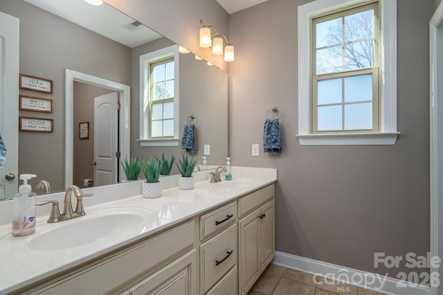 1819 Chesterfield Drive, Belmont, NC 28012