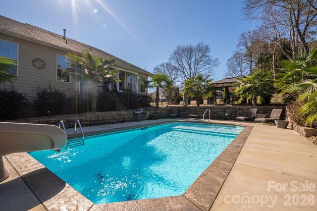 1819 Chesterfield Drive, Belmont, NC 28012