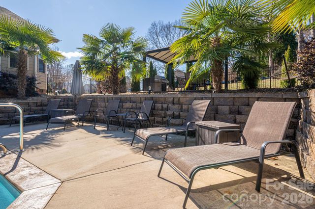 1819 Chesterfield Drive, Belmont, NC 28012