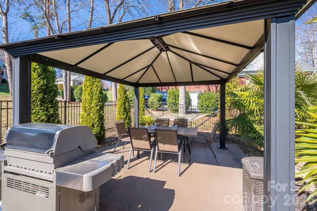 1819 Chesterfield Drive, Belmont, NC 28012