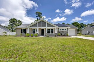 891 Golf View Road, Southport, NC 28461