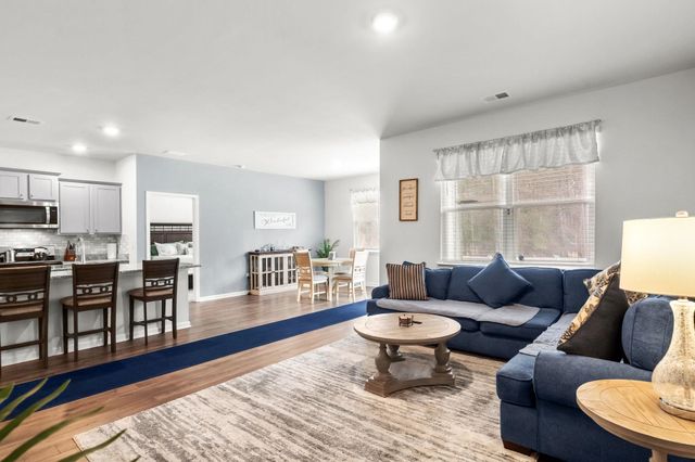 320 Emery Oak Dr., Murrells Inlet, SC 29576