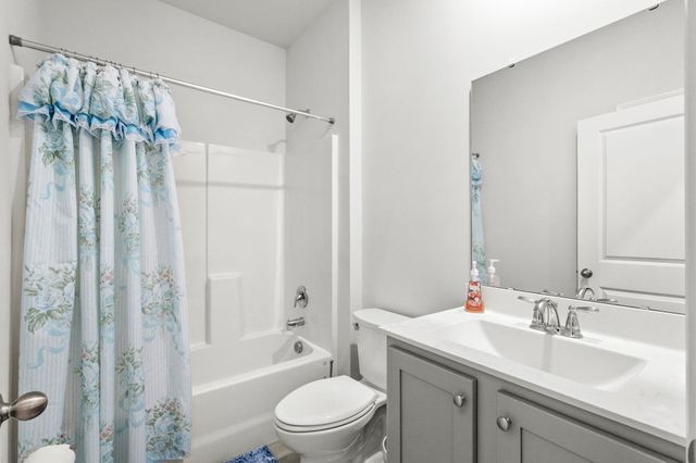 320 Emery Oak Dr., Murrells Inlet, SC 29576