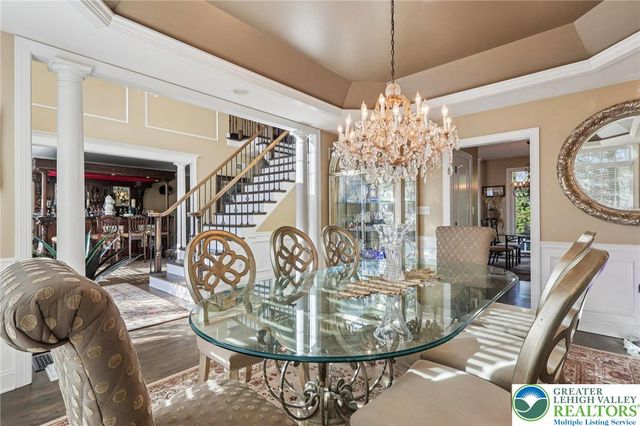 25 Saddle Lane, Easton, PA 18045