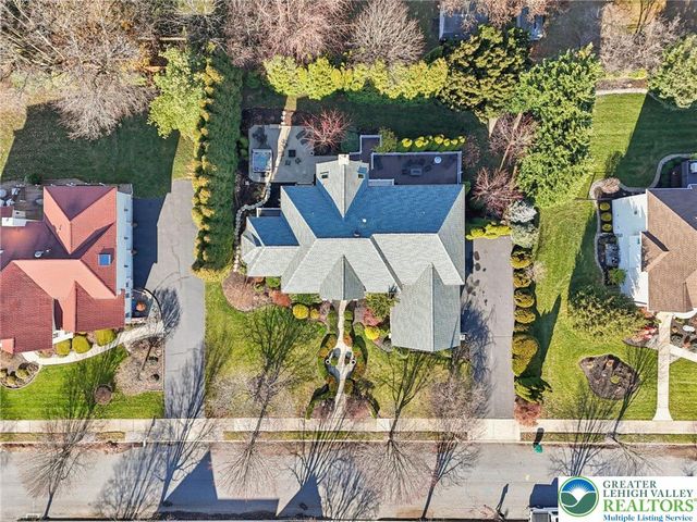 25 Saddle Lane, Easton, PA 18045