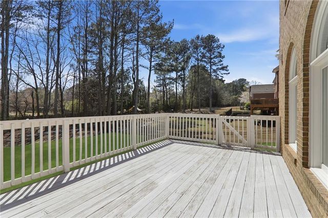 1404 Hattiesburg Court, Grayson, GA 30017
