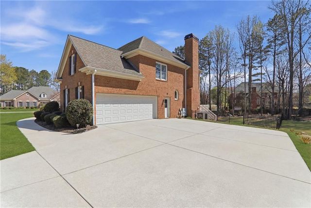 1404 Hattiesburg Court, Grayson, GA 30017